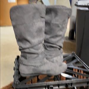 Arizona Grey Slouch boots